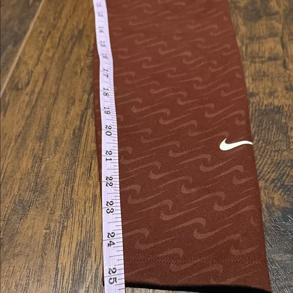 Nike Brown Dri-FIT Leggings 7/8 NWT - Picture 4 of 7